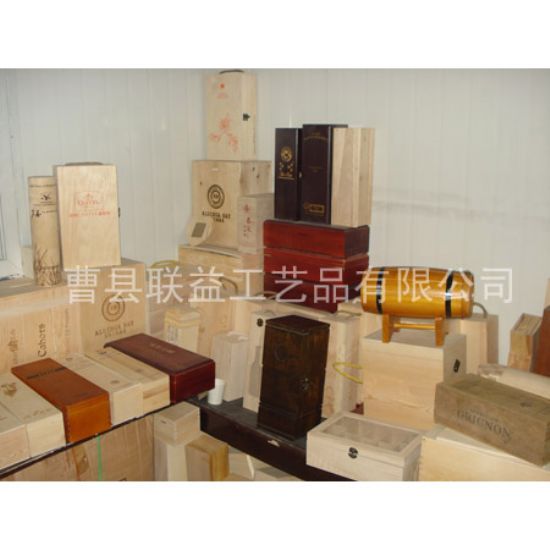 點(diǎn)擊查看詳細(xì)信息<br>標(biāo)題：酒盒LY-1018 閱讀次數(shù)：3938